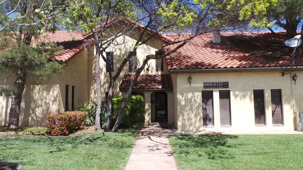 Benchmark Office Plaza: 8008 Slide Rd, Lubbock, TX 79424